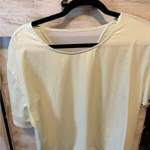 ZYIA Mint Short Sleeve Women's Tee